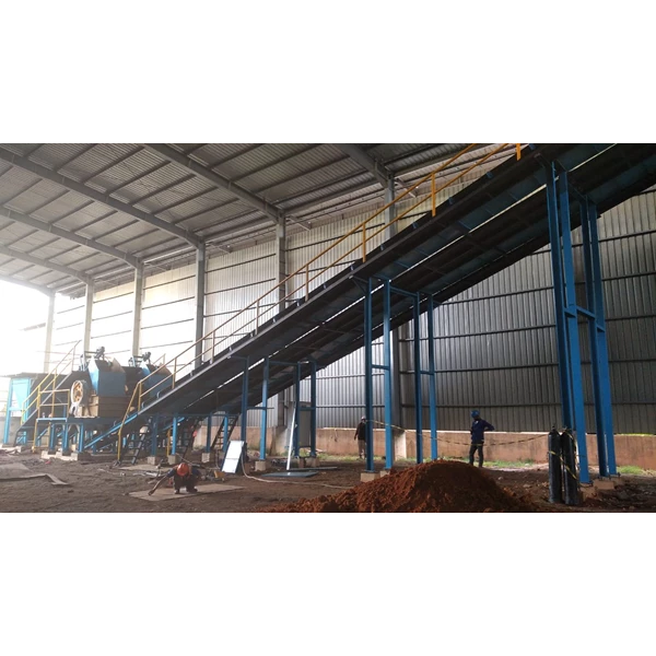 Fabrikasi Unit  Conveyor Batu Bara